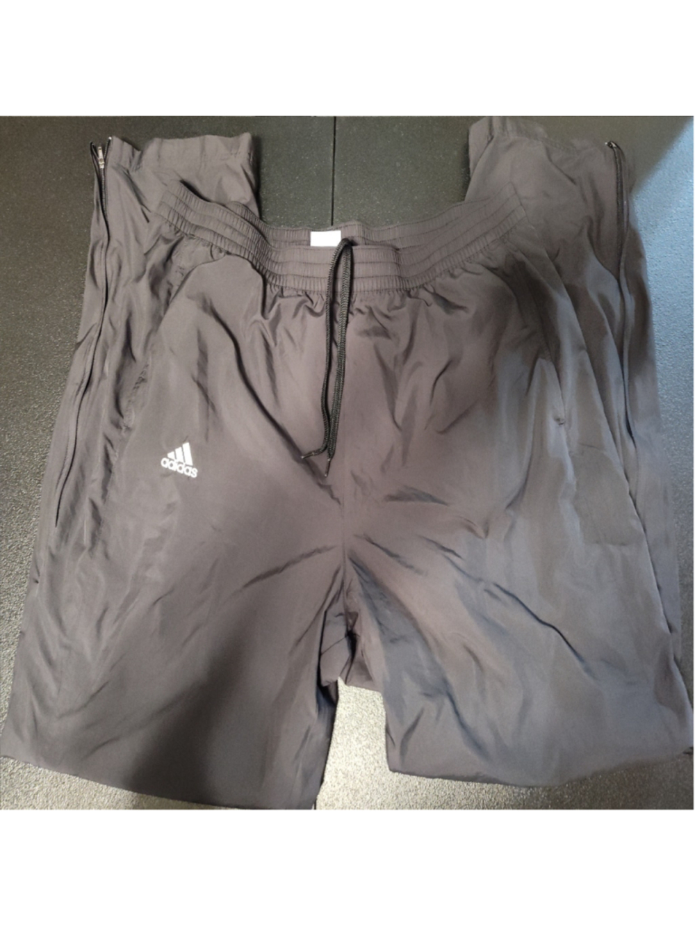 Lot of Eight Men's Bottoms Various Sizes and Styles - Picture 16 of 16